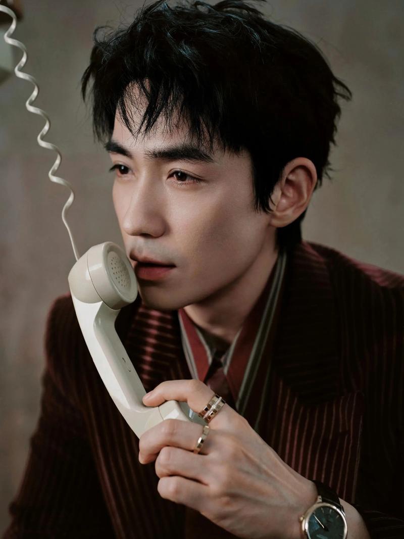 离谱！连续两年导演协会提名？朱一龙这男的有点东西啊说实话